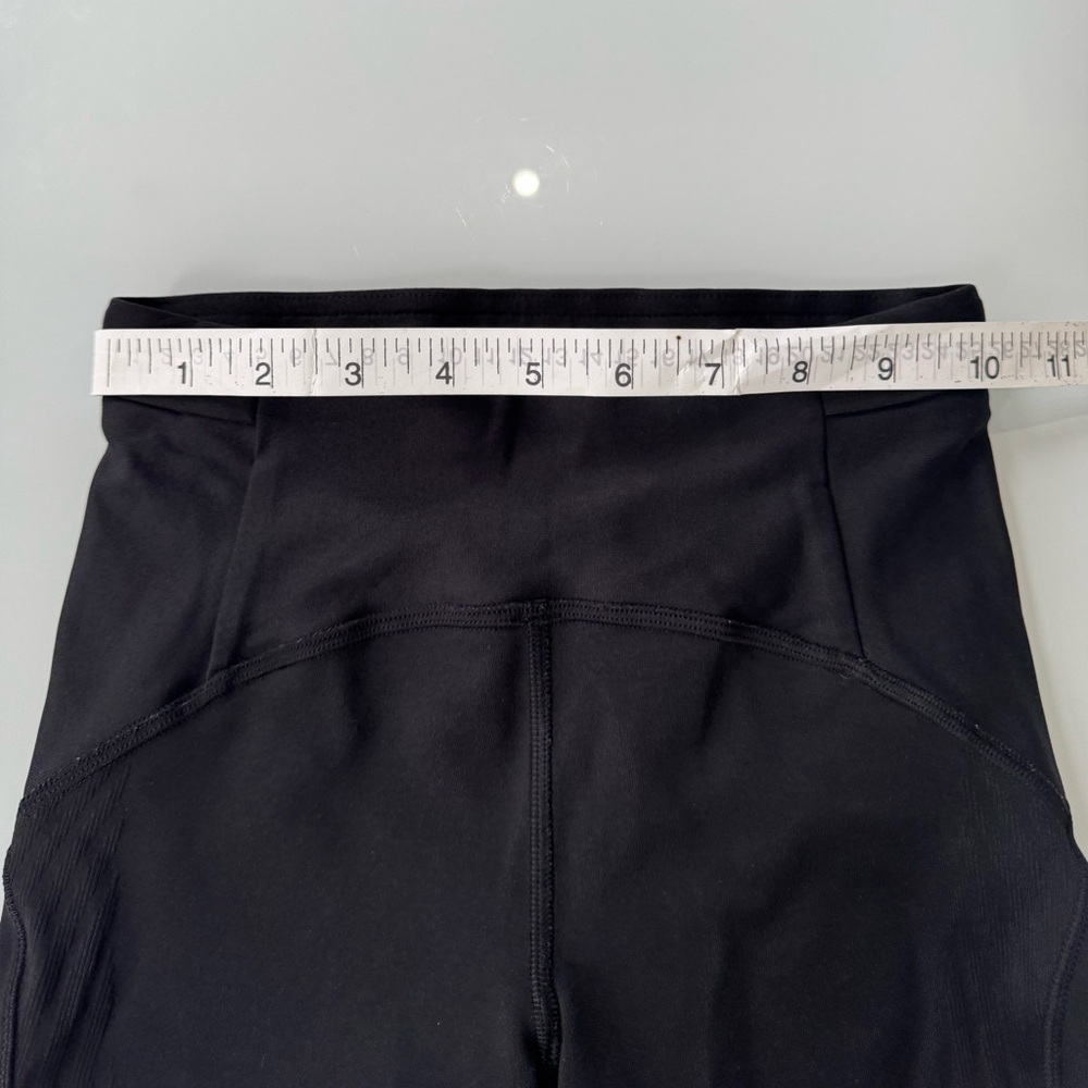 Lululemon SenseKnit Running High-Rise Short 10" - Size 2 - Picture 5 of 6